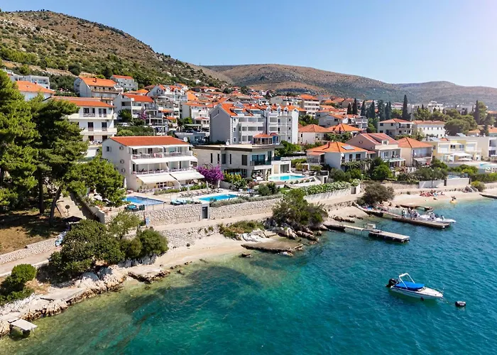 Jan Anka Trogir